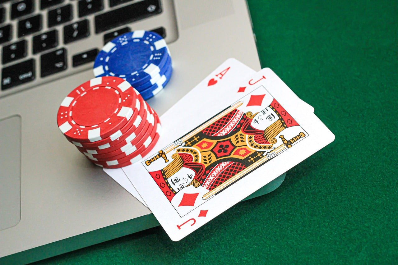Bingo game cards and number board on bbjl entertainment platform